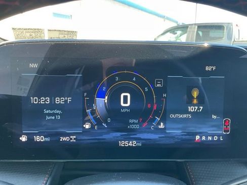 Used 2025 Chevrolet Equinox RS w/ Safety and Technology Package AWD/4WD image 4