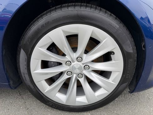 Used 2020 Tesla Model S Long Range Plus image 50