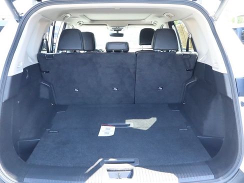 Used 2023 Nissan Rogue SL w/ SL Premium Package FWD image 34