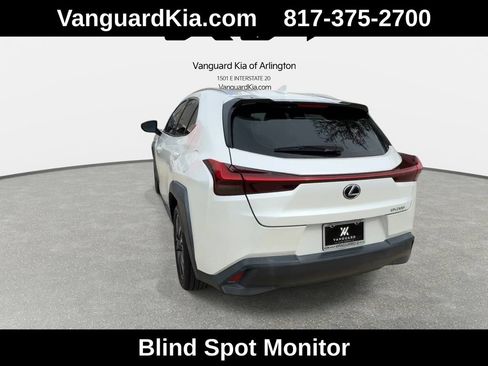 Used 2019 Lexus UX 200 w/ Accessory Package 2 FWD image 8