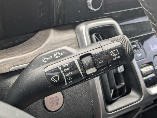 Used 2023 Kia Sorento EX w/ Panoramic Sunroof Package FWD image 28