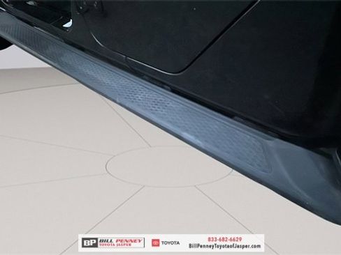 Used 2023 Jeep Gladiator Overland image 21