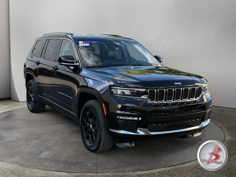 Used 2023 Jeep Grand Cherokee L Limited AWD/4WD image 1