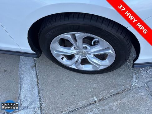Used 2023 Honda Accord LX image 33