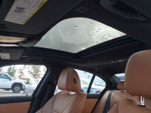 Used 2023 BMW M340i xDrive image 12