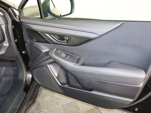 Used 2025 Subaru Outback image 38