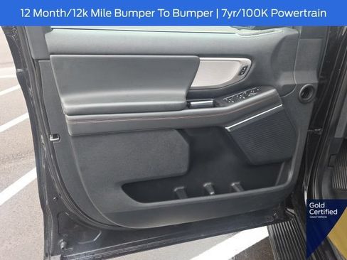 Used 2025 Ford Expedition Active AWD/4WD image 29