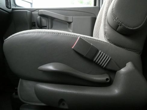 New 2025 GMC Savana 2500 Work Van w/ Driver Convenience Package image 7