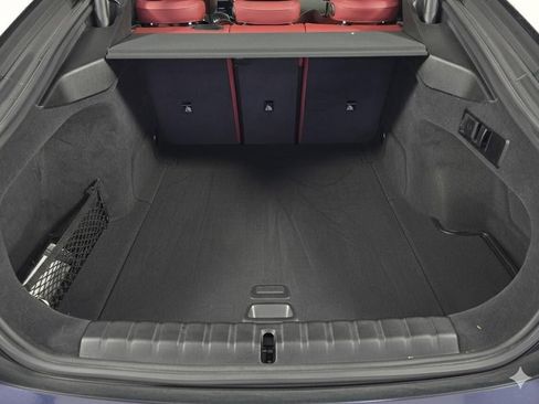 Used 2023 BMW i4 eDrive35 image 11