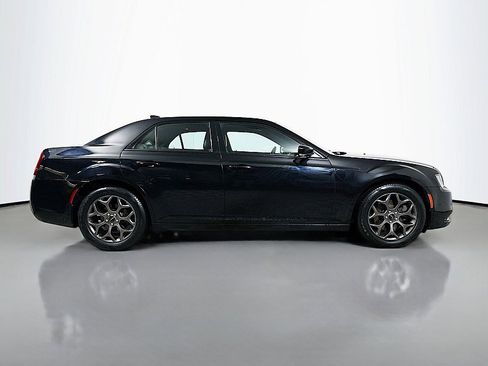 Used 2017 Chrysler 300 S w/ 300S Premium Group image 8