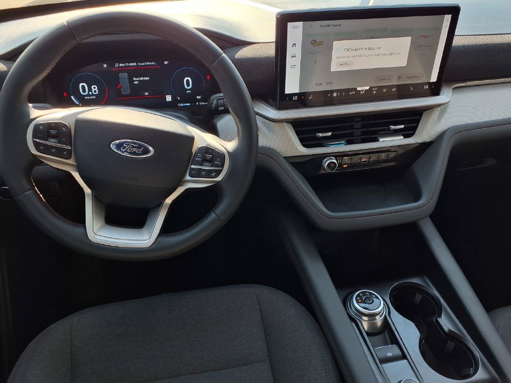 Used 2026 Ford Explorer Active RWD image 14