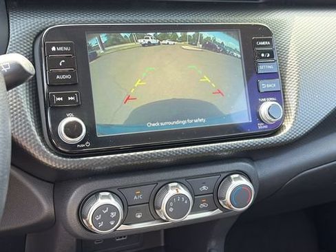 Used 2023 Nissan Kicks SV FWD image 16