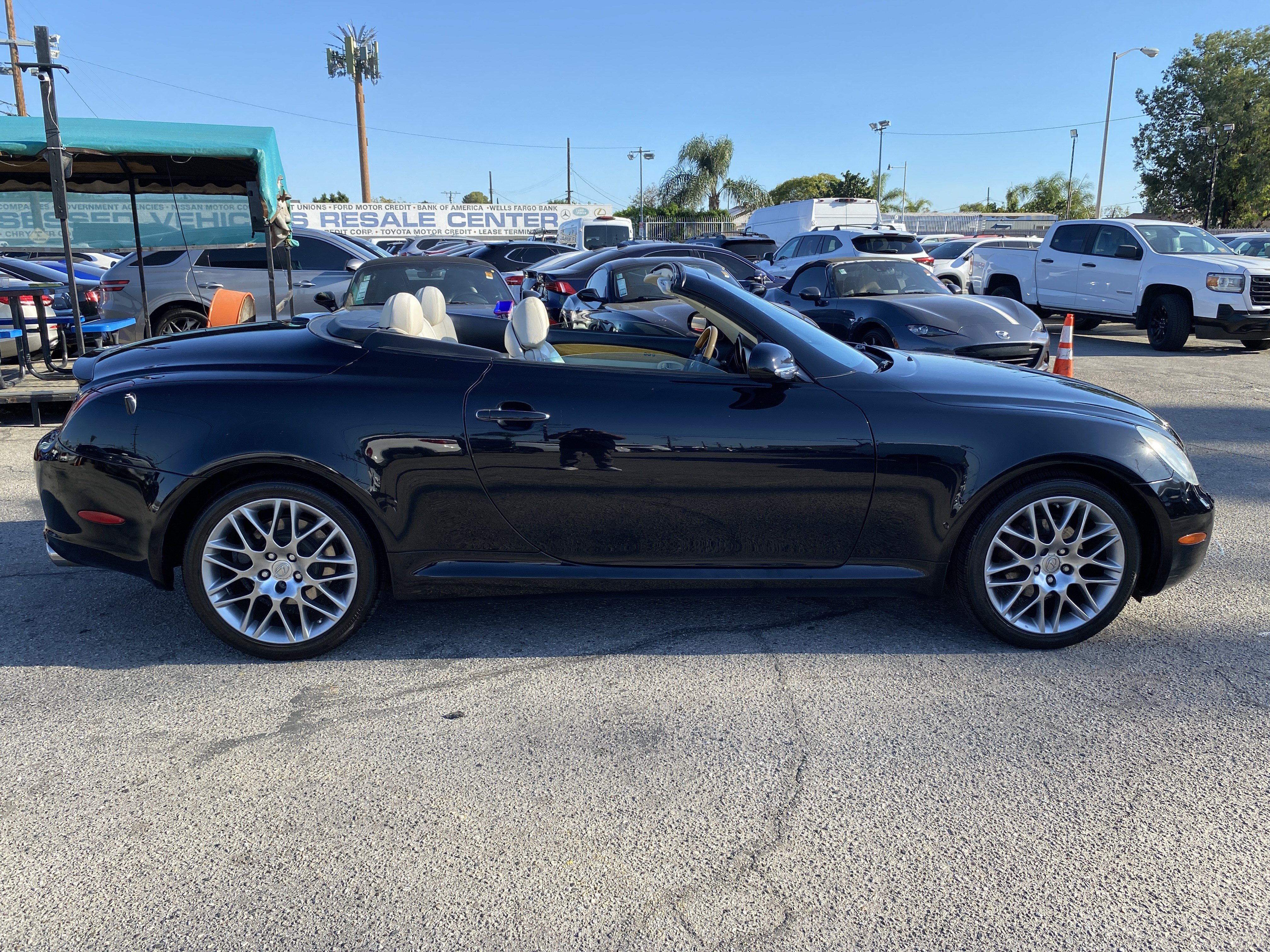 Used 2003 Lexus SC 430 Convertible RWD image 9