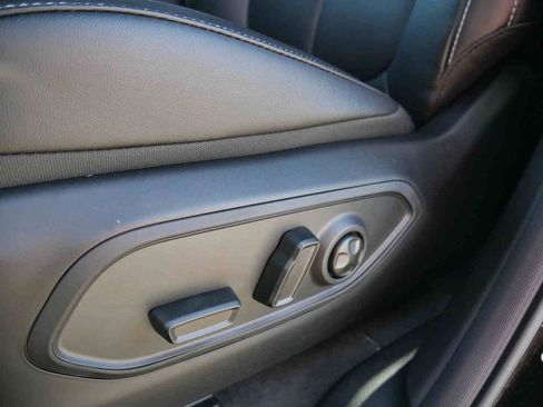 New 2025 Jeep Grand Cherokee Limited image 31