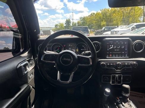 Used 2023 Jeep Wrangler Unlimited Sahara w/ Cold Weather Group AWD/4WD image 20