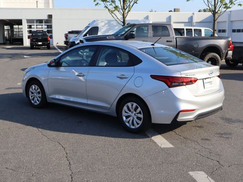 Used 2018 Hyundai Accent SE FWD image 8