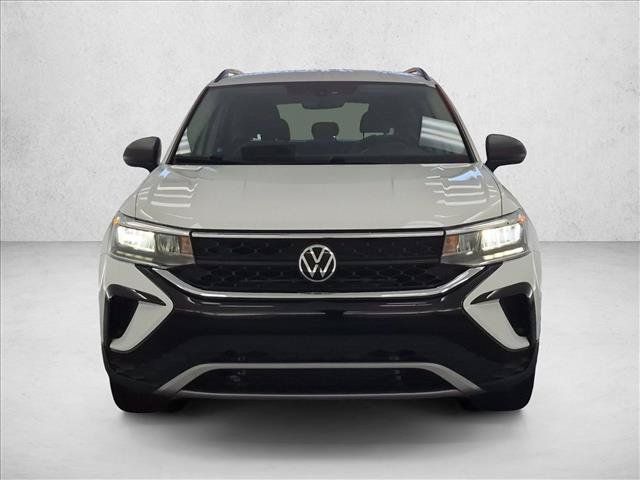 Used 2023 Volkswagen Taos S FWD image 2