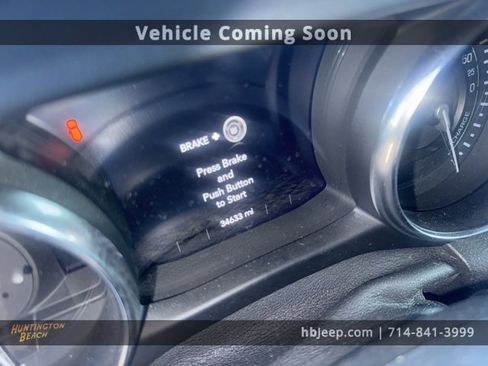 Used 2021 Jeep Wrangler Unlimited Sahara w/ Cold Weather Group image 11