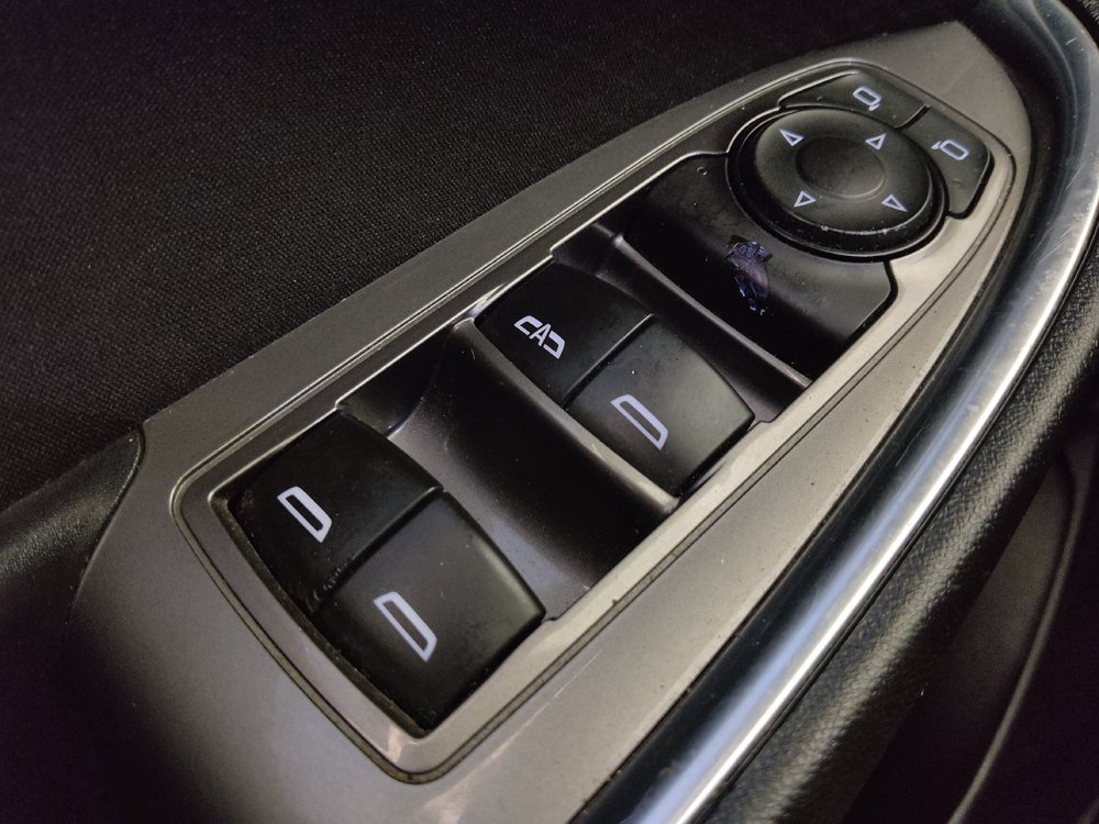 Used 2021 Chevrolet Malibu LT FWD image 27