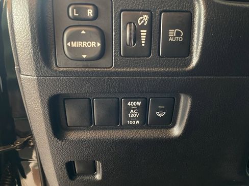 Used 2022 Toyota 4Runner SR5 Premium image 34