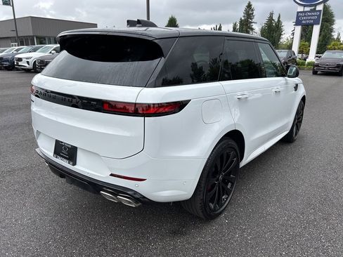 New 2025 Land Rover Range Rover Sport Dynamic SE image 7