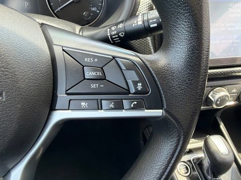 Used 2023 Nissan Kicks SV FWD image 24