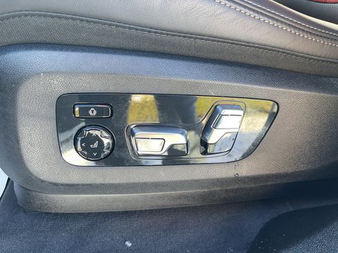 Used 2025 BMW X6 M60i image 19