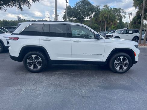 Used 2024 Jeep Grand Cherokee Limited 4xe AWD/4WD image 7