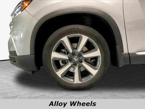 Certified 2023 Honda Pilot Touring image 35