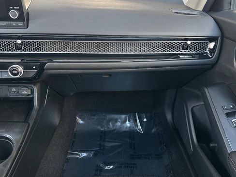 Used 2024 Honda Civic EX-L image 28