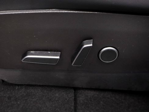 Used 2023 Tesla Model Y Long Range image 26