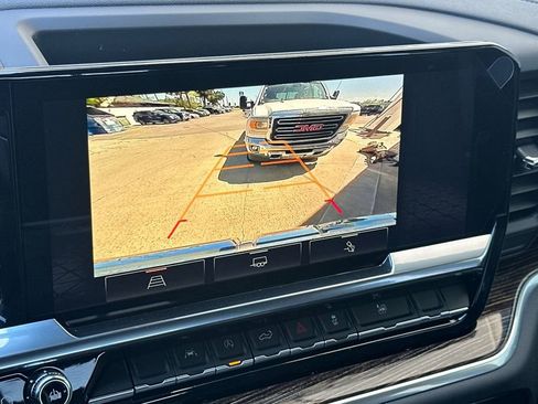 New 2026 GMC Sierra 1500 Elevation w/ Preferred Package AWD/4WD image 19