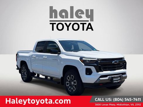 Used 2024 Chevrolet Colorado Z71 w/ Z71 Convenience Package 2 AWD/4WD image 1