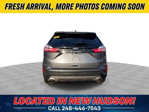 Used 2022 Ford Edge Titanium w/ Equipment Group 301A image 9