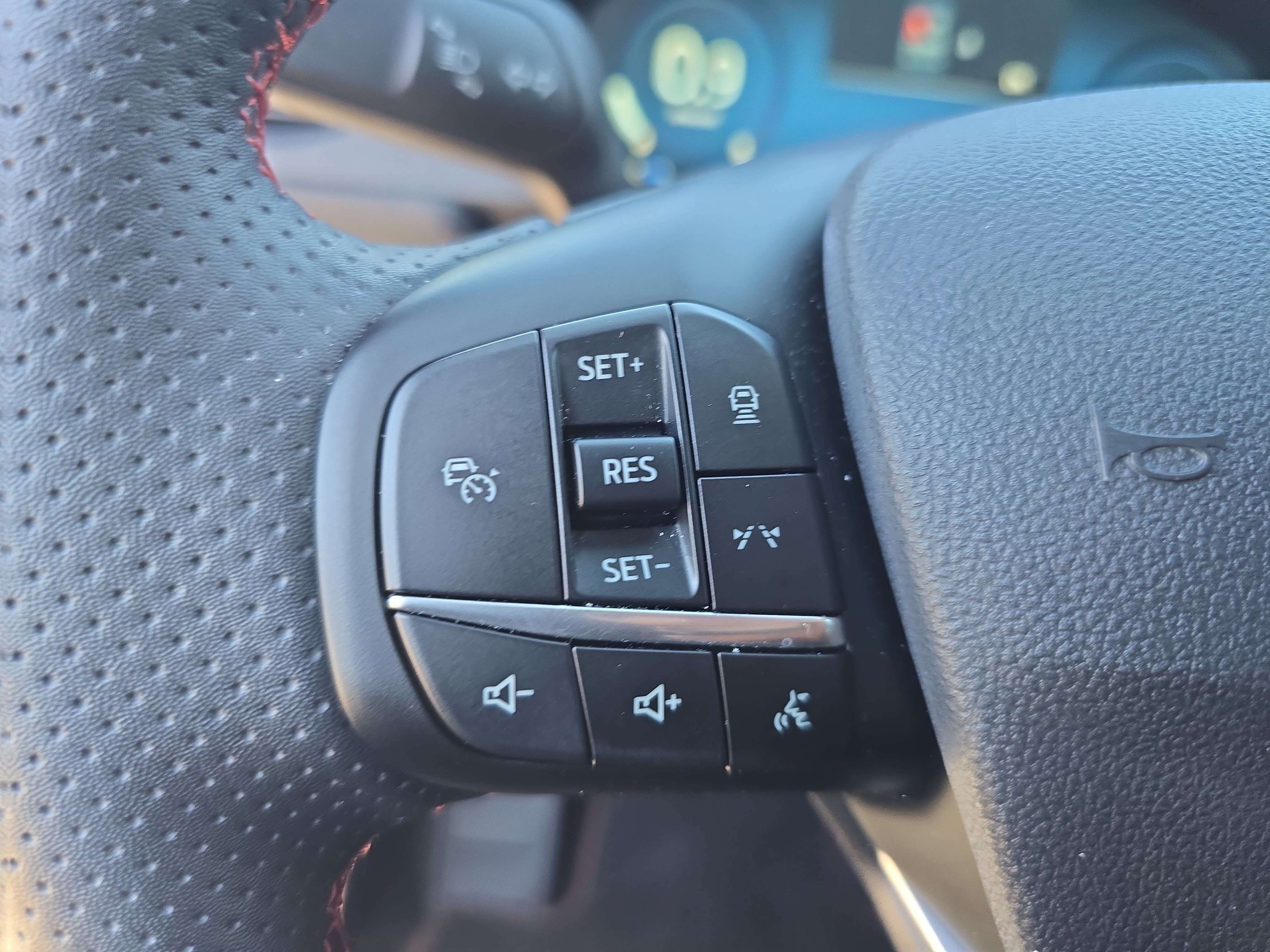 Used 2023 Ford Escape ST-Line Select w/ Tech Pack #2 AWD/4WD image 17