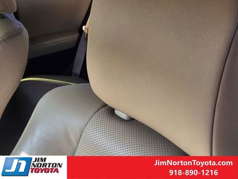 Used 2021 Toyota 4Runner Limited image 17