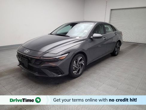 Used 2025 Hyundai Elantra SEL FWD image 1