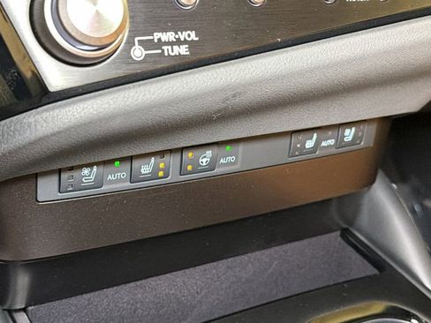 New 2025 Lexus ES 350 w/ Premium Package image 24