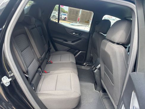 Used 2025 Chevrolet Equinox LT FWD image 27