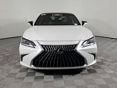 Used 2023 Lexus ES 350 w/ Premium Package FWD image 2