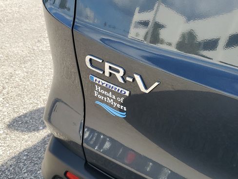 Certified 2025 Honda CR-V Sport image 12