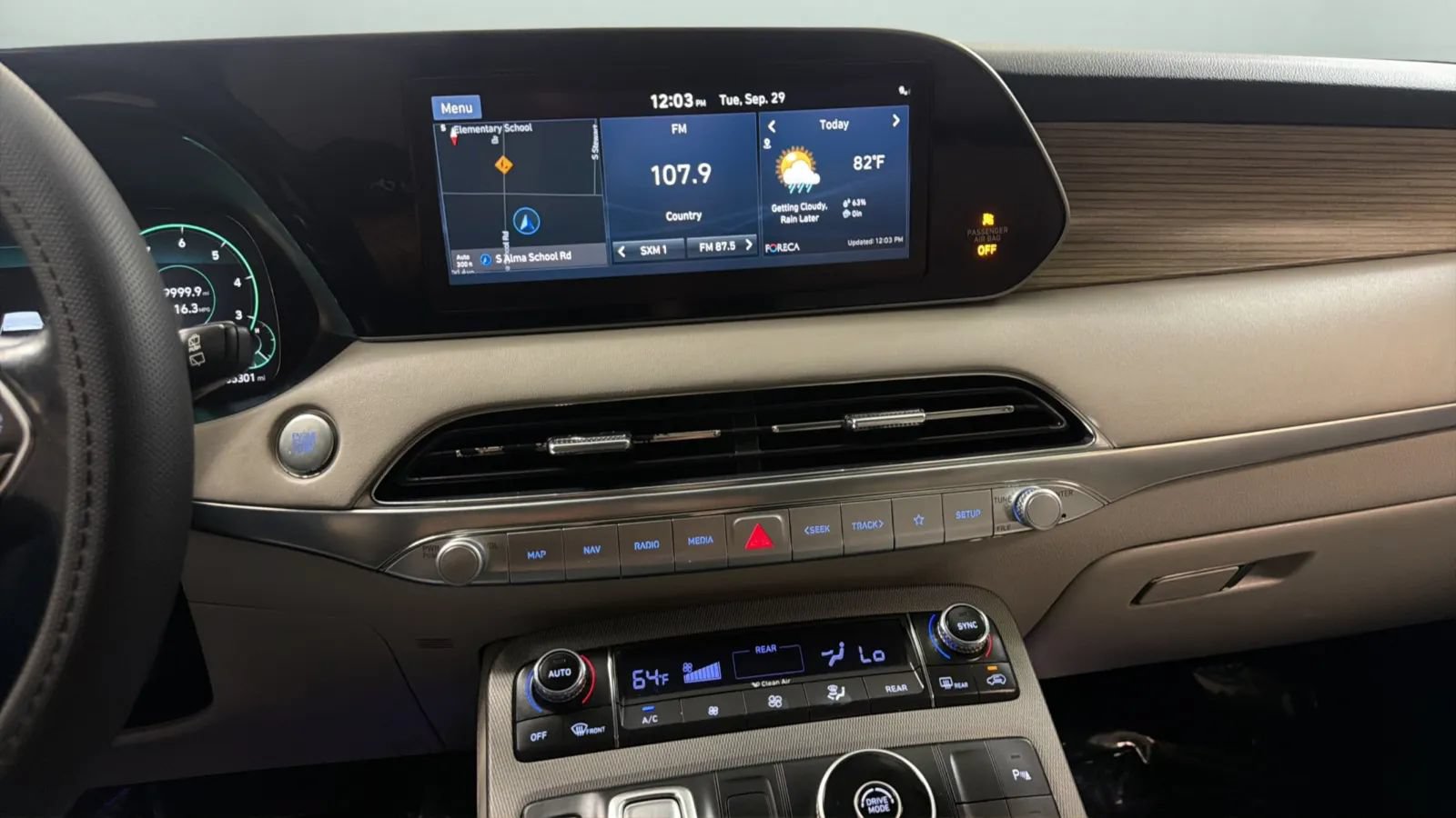 Used 2021 Hyundai Palisade Limited FWD image 14