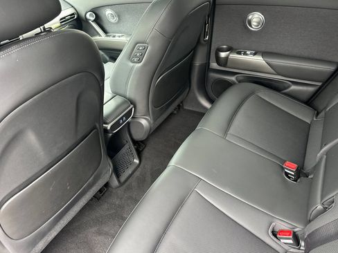 Used 2025 Genesis GV60 Advanced AWD/4WD image 15