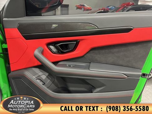 Used 2023 Lamborghini Urus S AWD/4WD image 18