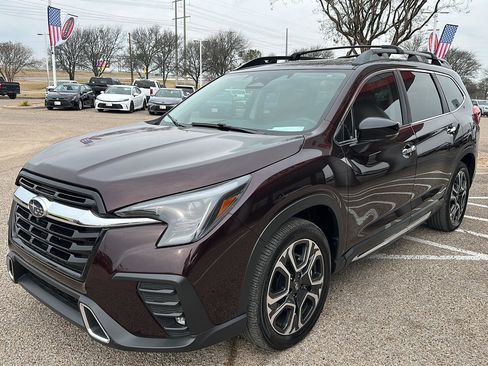 Used 2025 Subaru Ascent Touring image 10