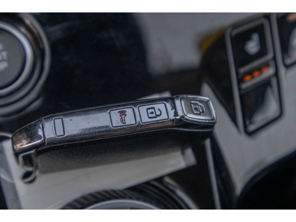 Used 2023 Kia Sportage EX AWD/4WD image 29