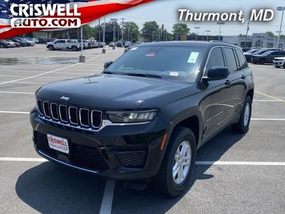 New 2025 Jeep Grand Cherokee Laredo w/ Luxury Tech Group I