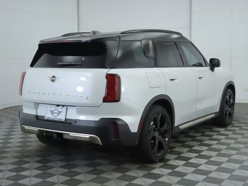 New 2025 MINI Cooper Countryman SE w/ Comfort Package Max image 5