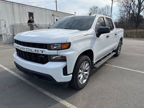 Used 2021 Chevrolet Silverado 1500 Custom image 4