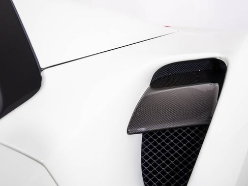 Used 2017 Ferrari 488 Spider RWD image 14